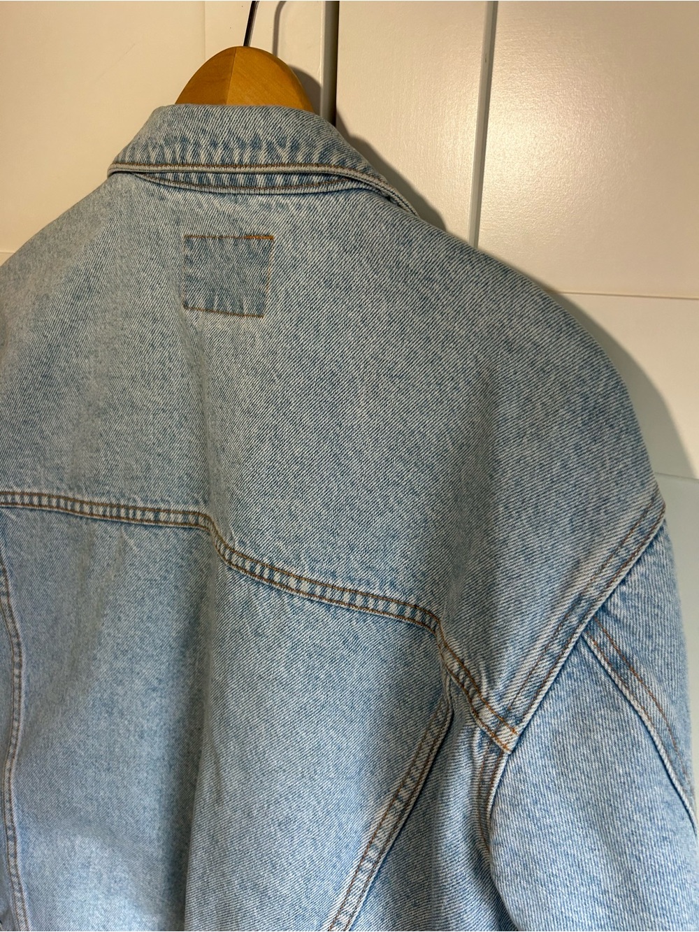 Vintage Y2K Jordache Light Blue Denim Jean Jacket size medium - Picture 8 of 12